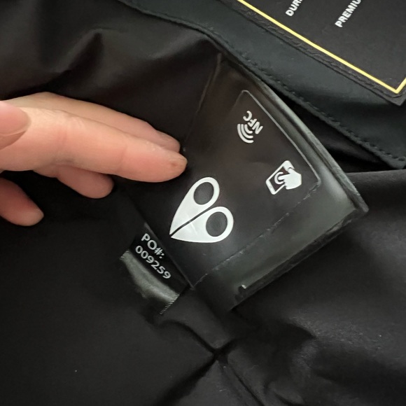 VEUC Moose Knuckles Gold Cambria goose down jacket black size L - Picture 8 of 11